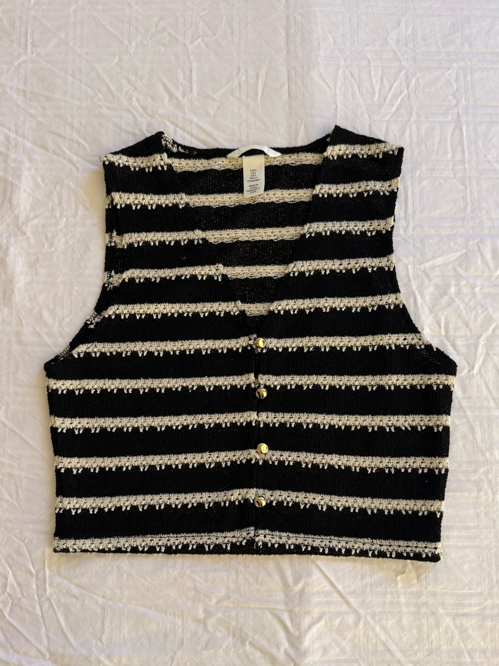 H&M Black and Cream Striped Cropped Button Tank